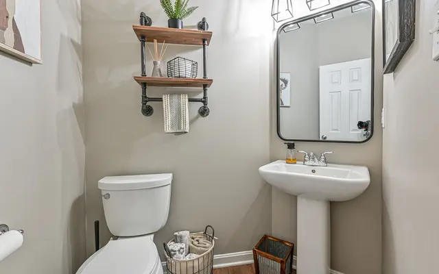 308 Marshall Heights DRIVE gallery image 11