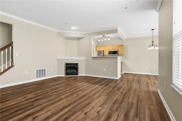 308 Sonie Dr gallery image 12