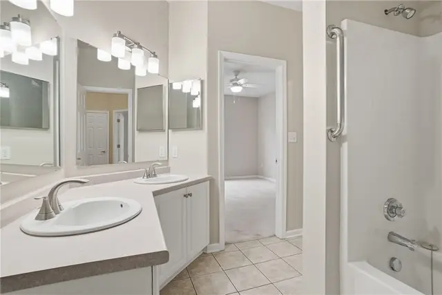 308 Sonie Dr gallery image 28