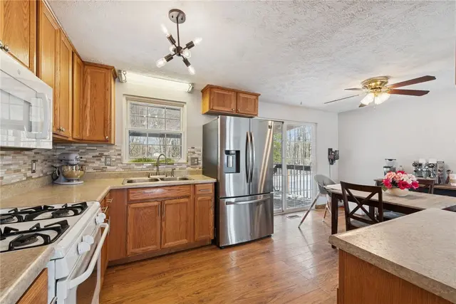 3089 Countryside gallery image 11