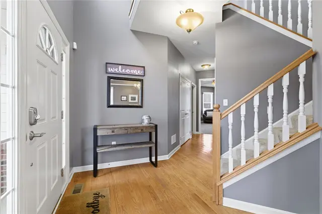 309 Dirkshire Ct gallery image 3