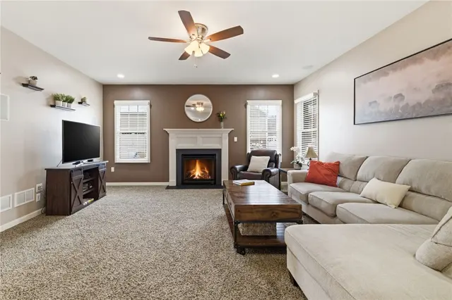 309 Dirkshire Ct gallery image 16