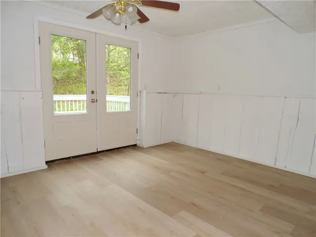 309 Larkwood Ct gallery image 13