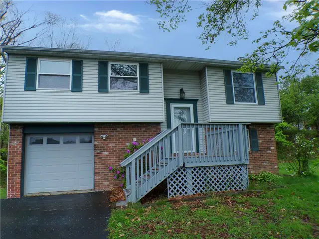 309 Larkwood Ct
