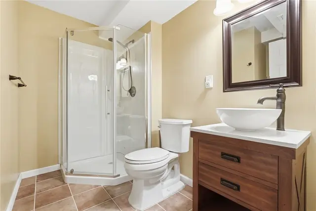 309 Londonberry Ct gallery image 3