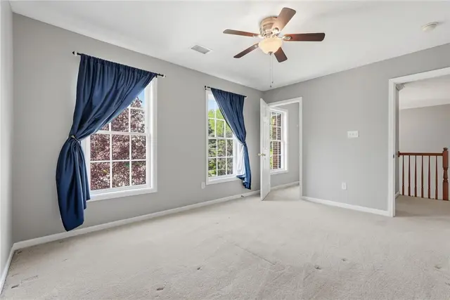 309 Londonberry Ct gallery image 11