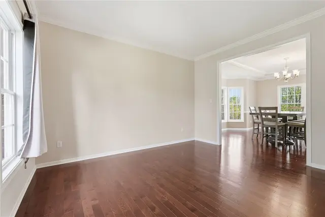 309 Londonberry Ct gallery image 26