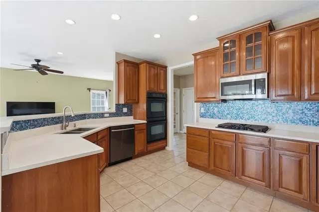 309 Londonberry Ct gallery image 30