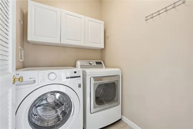 309 Londonberry Ct gallery image 32