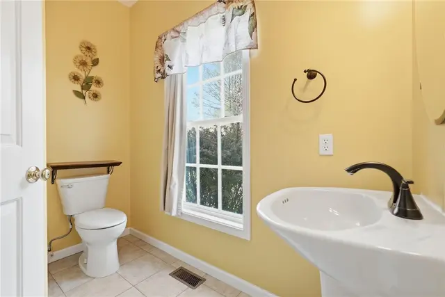 309 Londonberry Ct gallery image 36