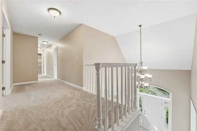 309 Tiffany Court gallery image 33