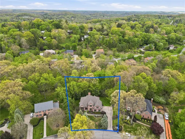 309 Tiffany Court gallery image 47