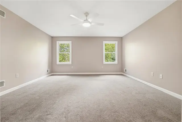 309 Tiffany Court gallery image 49