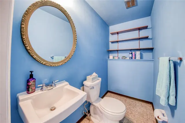 3092 Countryside Dr gallery image 25