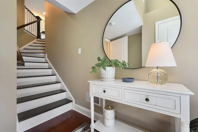 3095 Raintree Drive gallery image 2