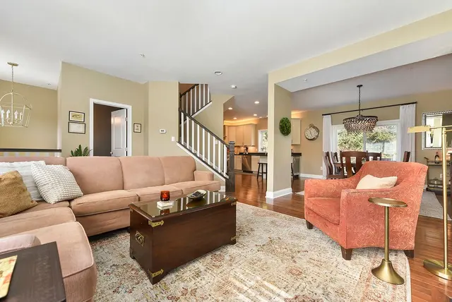 3095 Raintree Drive gallery image 5