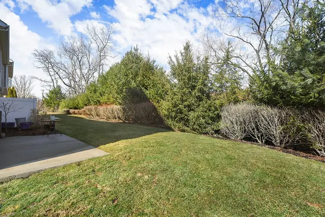 3095 Raintree Drive gallery image 14