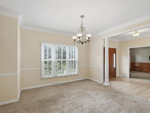 310 Barberry Court gallery image 8