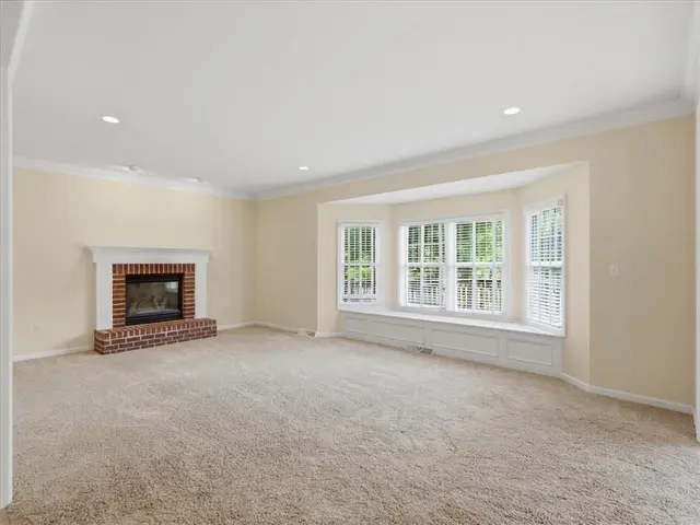 310 Barberry Court gallery image 30