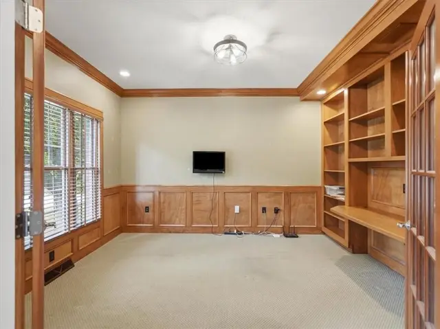 310 Barberry Court gallery image 45