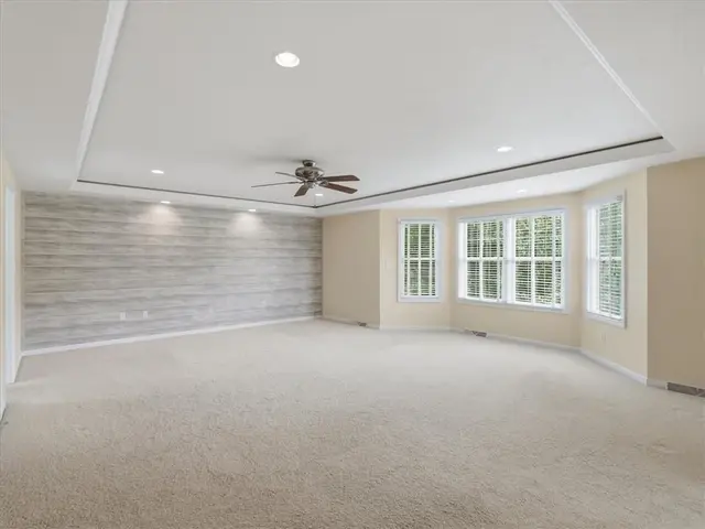 310 Barberry Court gallery image 46