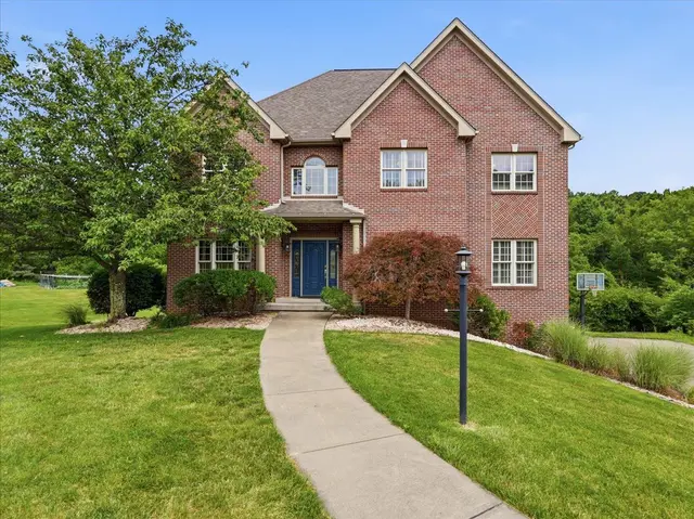 310 Barberry Court gallery image 50