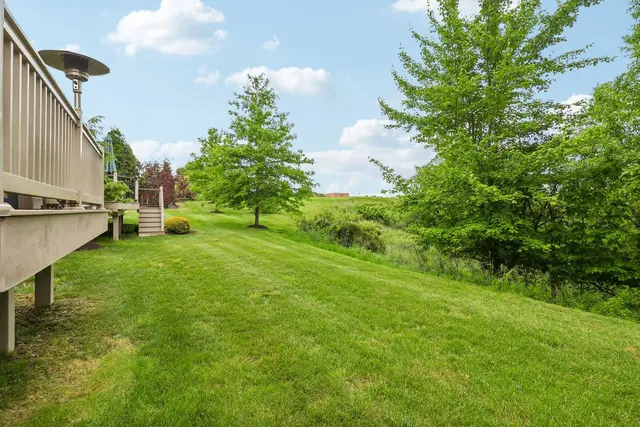 310 Rosecliff DRIVE gallery image 29
