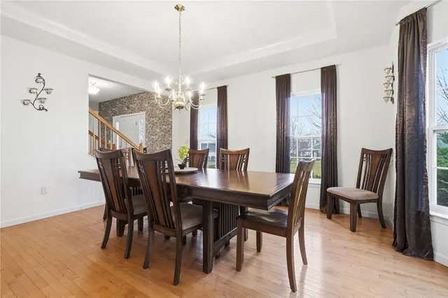 310 Village Dr gallery image 12