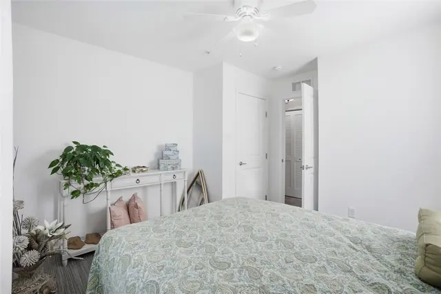 3101 Pointe View Dr gallery image 18
