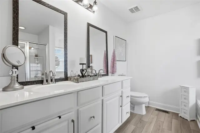 3101 Pointe View Dr gallery image 28