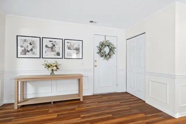 3107 CHARLEMAGNE CIRCLE gallery image 18