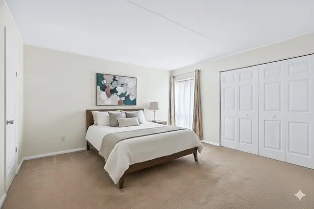 3107 CHARLEMAGNE CIRCLE gallery image 27