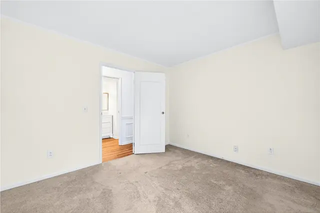 3107 CHARLEMAGNE CIRCLE gallery image 30