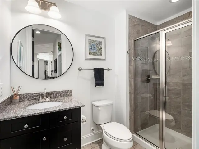 311 Connemara Ct gallery image 20