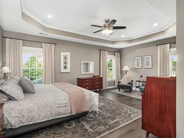 311 Connemara Ct gallery image 40