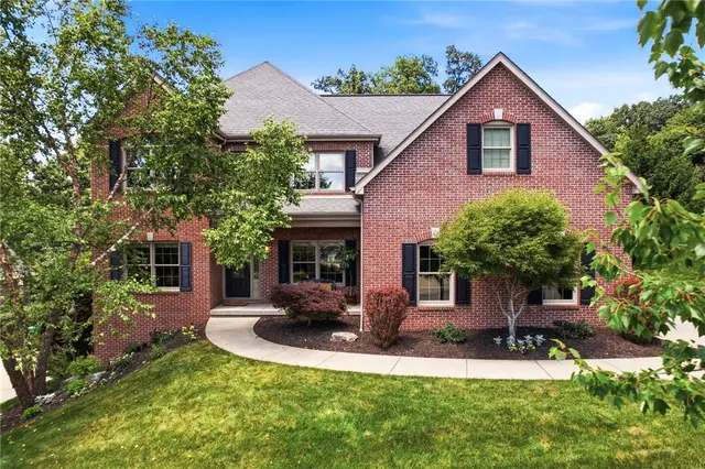 311 Riva Ridge Dr gallery image 2
