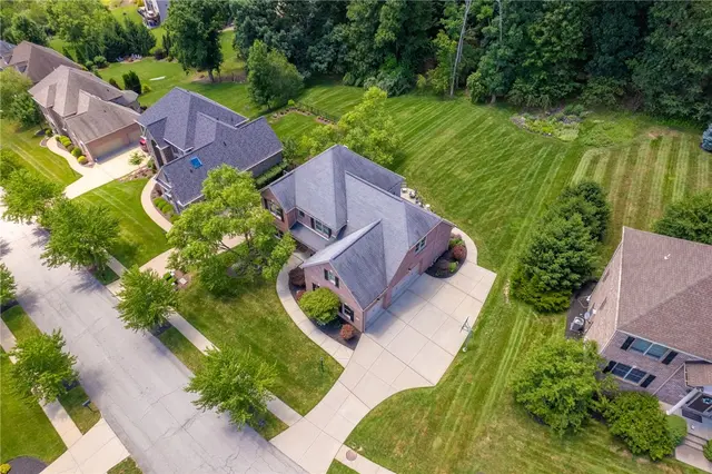 311 Riva Ridge Dr gallery image 27