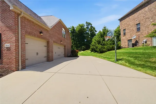 311 Riva Ridge Dr gallery image 41