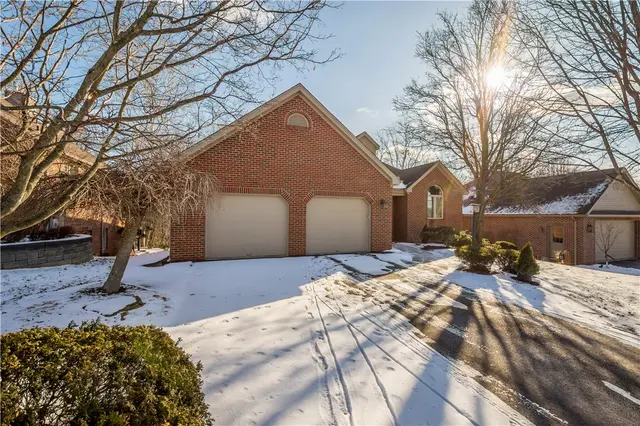 311 Sewickley Ridge Dr gallery image 2