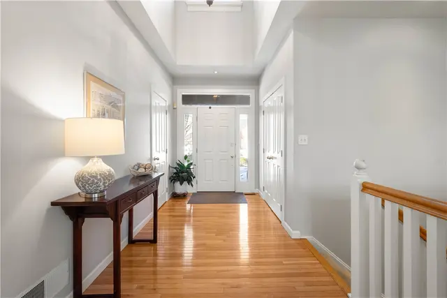 311 Sewickley Ridge Dr gallery image 4