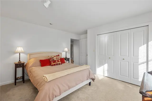 311 Sewickley Ridge Dr gallery image 24