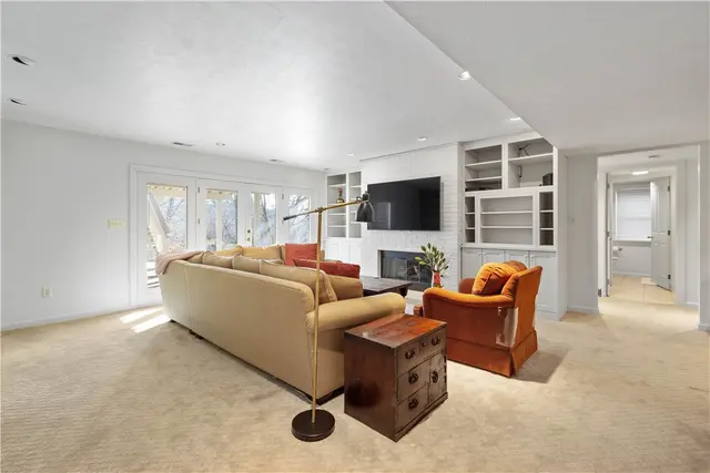 311 Sewickley Ridge Dr gallery image 31