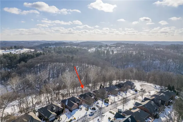 311 Sewickley Ridge Dr gallery image 40