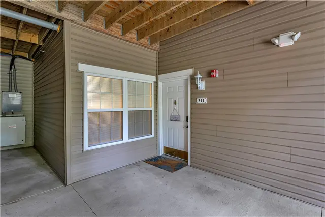311 Stockton Rdg gallery image 7