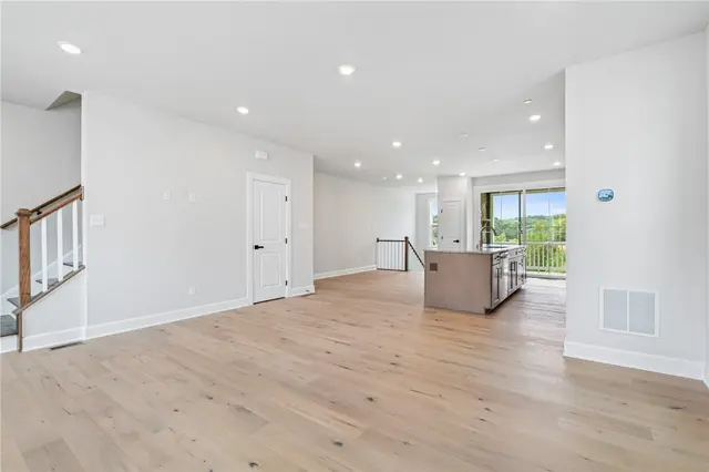 311 Telluride Lane gallery image 9