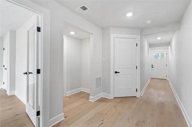 311 Telluride Lane gallery image 24