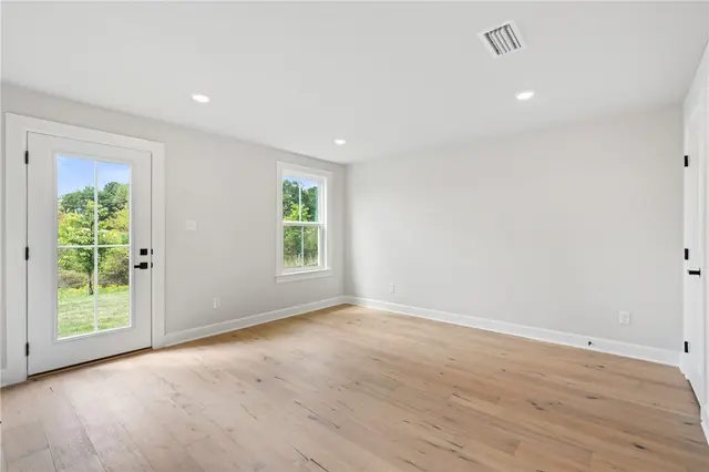 311 Telluride Lane gallery image 25
