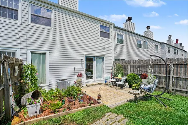 3115 Camberly Dr gallery image 12