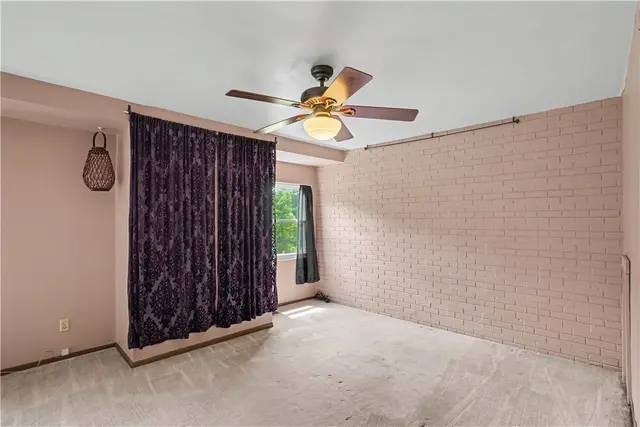 3115 Camberly Dr gallery image 17
