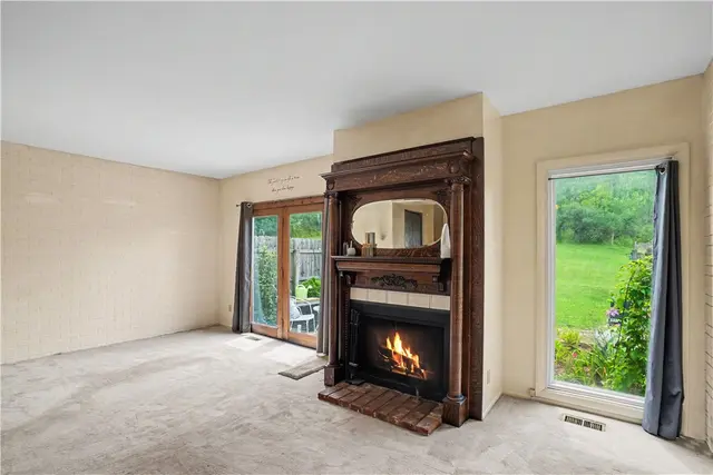 3115 Camberly Dr gallery image 20